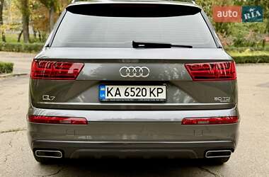 Внедорожник / Кроссовер Audi Q7 2019 в 
