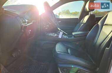 Позашляховик / Кросовер Audi Q7 2019 в 