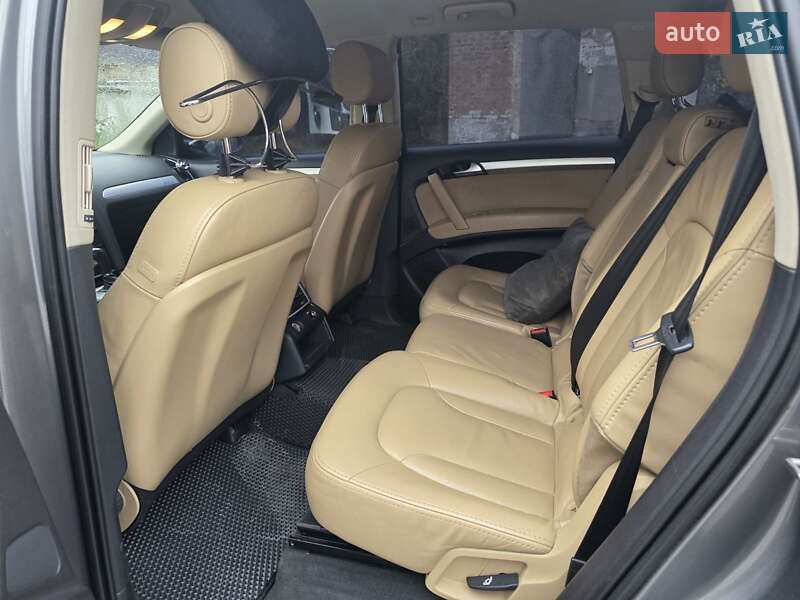 Позашляховик / Кросовер Audi Q7 2009 в Харкові