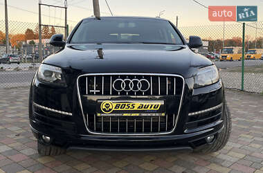 Позашляховик / Кросовер Audi Q7 2013 в  фото 2 Позашляховик / Кросовер Audi Q7 2013 в