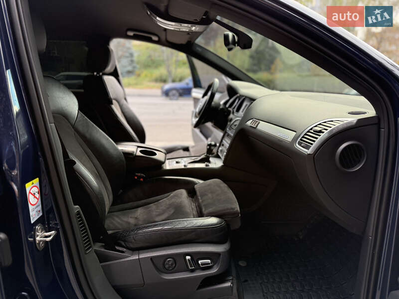 Позашляховик / Кросовер Audi Q7 2012 в Дніпрі фото 35 Позашляховик / Кросовер Audi Q7 2012 в Дніпрі