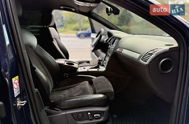 Позашляховик / Кросовер Audi Q7 2012 в 