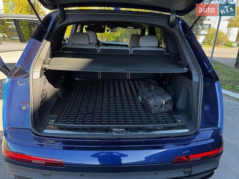 Внедорожник / Кроссовер Audi Q7 2021 в Львове