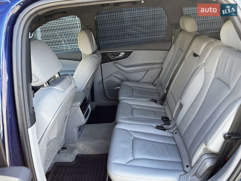 Внедорожник / Кроссовер Audi Q7 2021 в Львове
