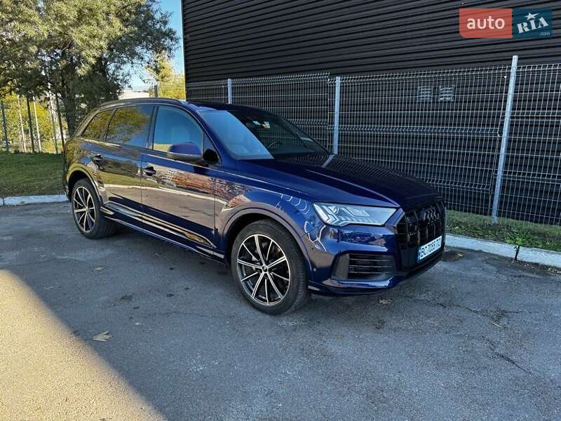Внедорожник / Кроссовер Audi Q7 2021 в Львове
