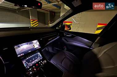 Внедорожник / Кроссовер Audi Q7 2021 в 