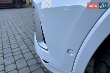 Внедорожник / Кроссовер Audi Q7 2021 в 