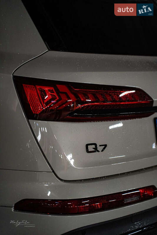 Внедорожник / Кроссовер Audi Q7 2020 в Киеве фото 7 Внедорожник / Кроссовер Audi Q7 2020 в Киеве