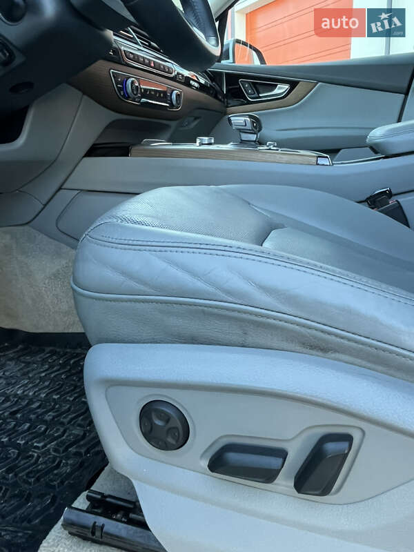 Позашляховик / Кросовер Audi Q7 2016 в Львові фото 23 Позашляховик / Кросовер Audi Q7 2016 в Львові