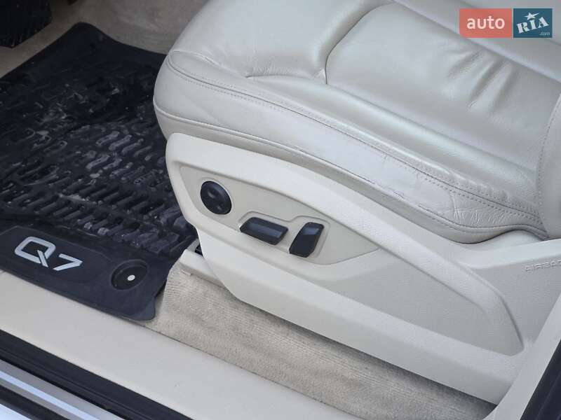 Внедорожник / Кроссовер Audi Q7 2016 в Тернополе фото 34 Внедорожник / Кроссовер Audi Q7 2016 в Тернополе