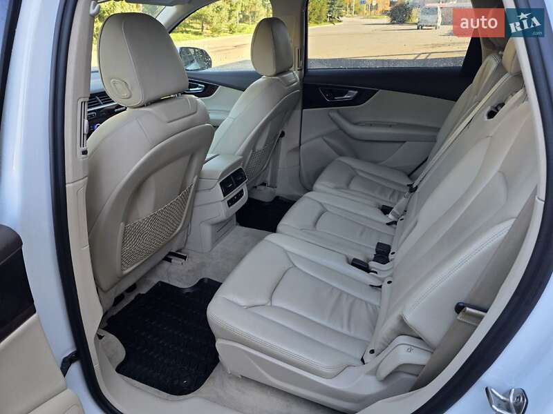 Внедорожник / Кроссовер Audi Q7 2016 в Тернополе фото 36 Внедорожник / Кроссовер Audi Q7 2016 в Тернополе