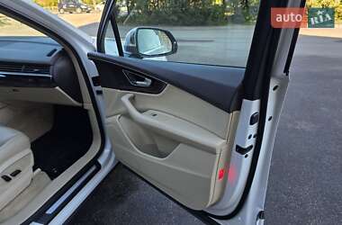Позашляховик / Кросовер Audi Q7 2016 в  фото 50 Позашляховик / Кросовер Audi Q7 2016 в