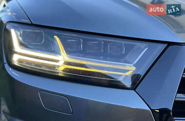 Позашляховик / Кросовер Audi Q7 2015 в  фото 8 Позашляховик / Кросовер Audi Q7 2015 в