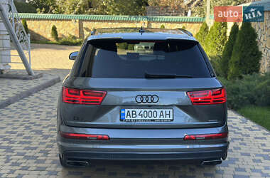Позашляховик / Кросовер Audi Q7 2015 в  фото 13 Позашляховик / Кросовер Audi Q7 2015 в