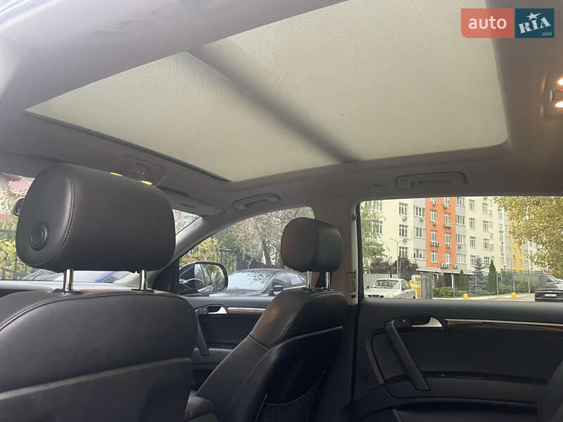 Внедорожник / Кроссовер Audi Q7 2014 в Киеве