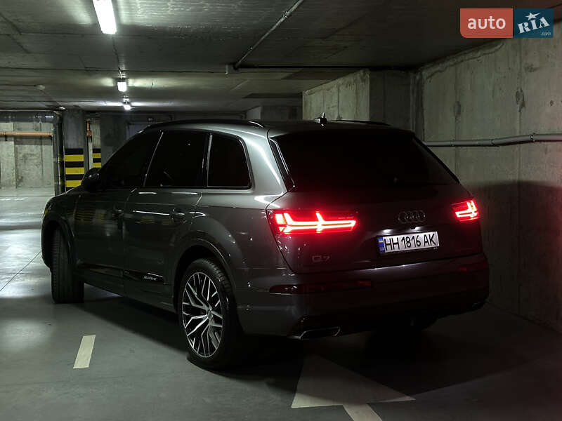 Позашляховик / Кросовер Audi Q7 2018 в Рівному фото 14 Позашляховик / Кросовер Audi Q7 2018 в Рівному