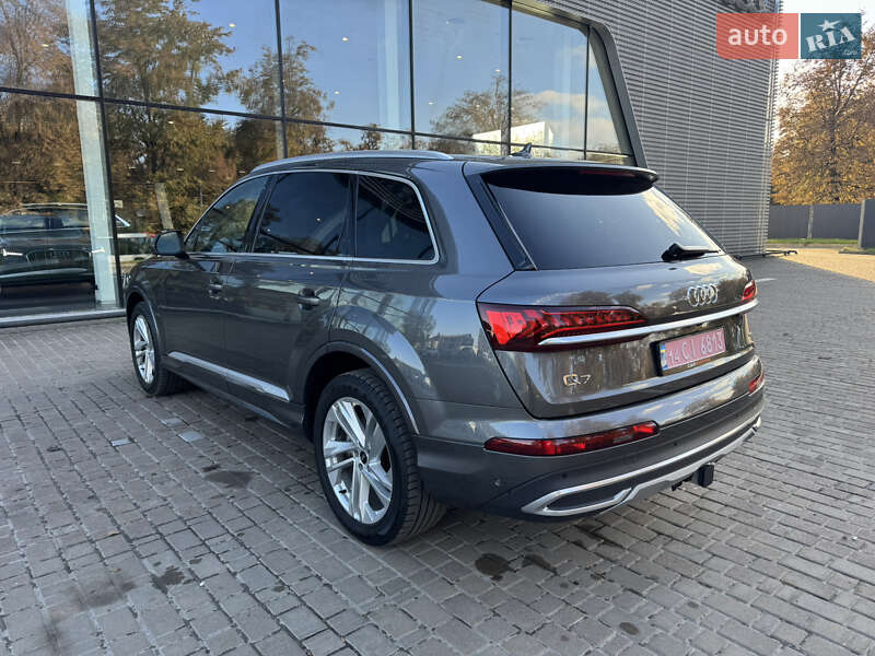Внедорожник / Кроссовер Audi Q7 2021 в Львове