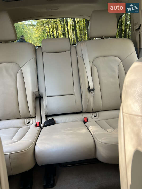 Внедорожник / Кроссовер Audi Q7 2014 в Черновцах