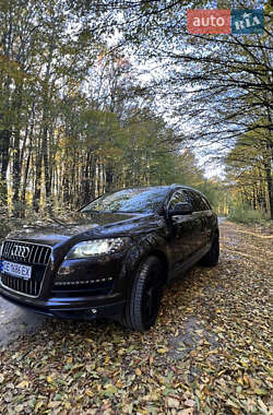 Позашляховик / Кросовер Audi Q7 2014 в 