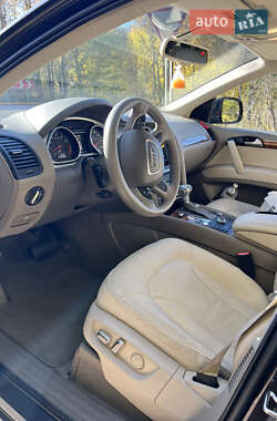 Позашляховик / Кросовер Audi Q7 2014 в 