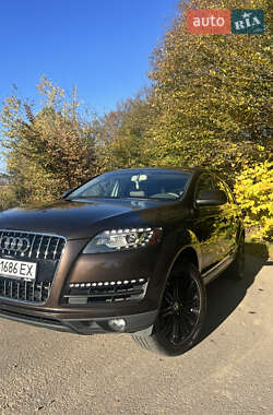 Позашляховик / Кросовер Audi Q7 2014 в 