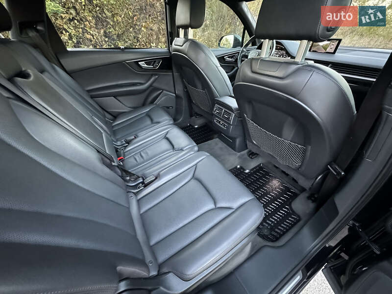 Внедорожник / Кроссовер Audi Q7 2017 в Дубно фото 70 Внедорожник / Кроссовер Audi Q7 2017 в Дубно