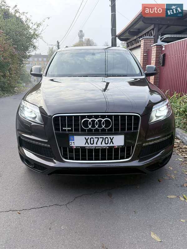 Внедорожник / Кроссовер Audi Q7 2012 в Киеве