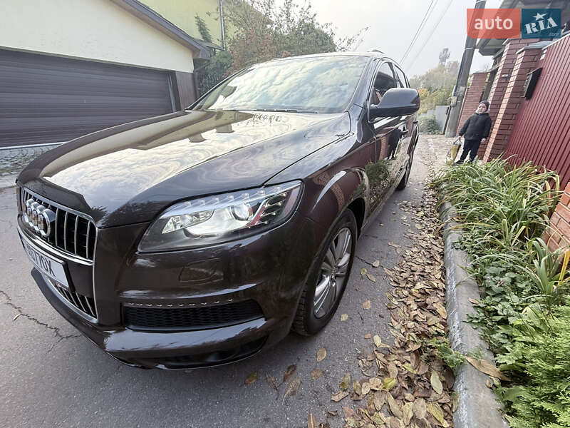 Внедорожник / Кроссовер Audi Q7 2012 в Киеве