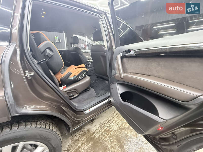 Внедорожник / Кроссовер Audi Q7 2012 в Киеве