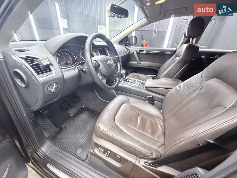 Внедорожник / Кроссовер Audi Q7 2012 в Киеве