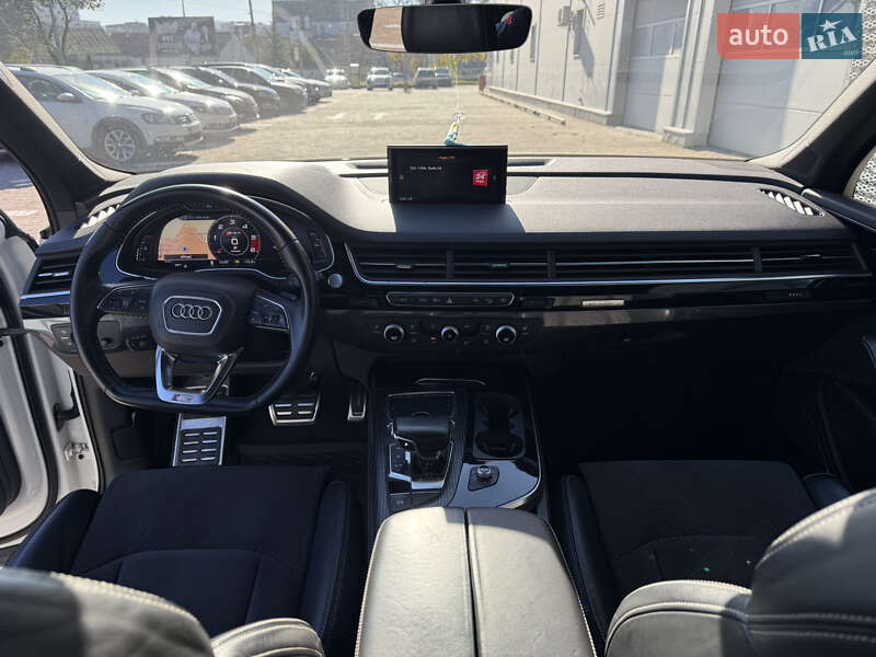 Позашляховик / Кросовер Audi Q7 2017 в Львові фото 15 Позашляховик / Кросовер Audi Q7 2017 в Львові