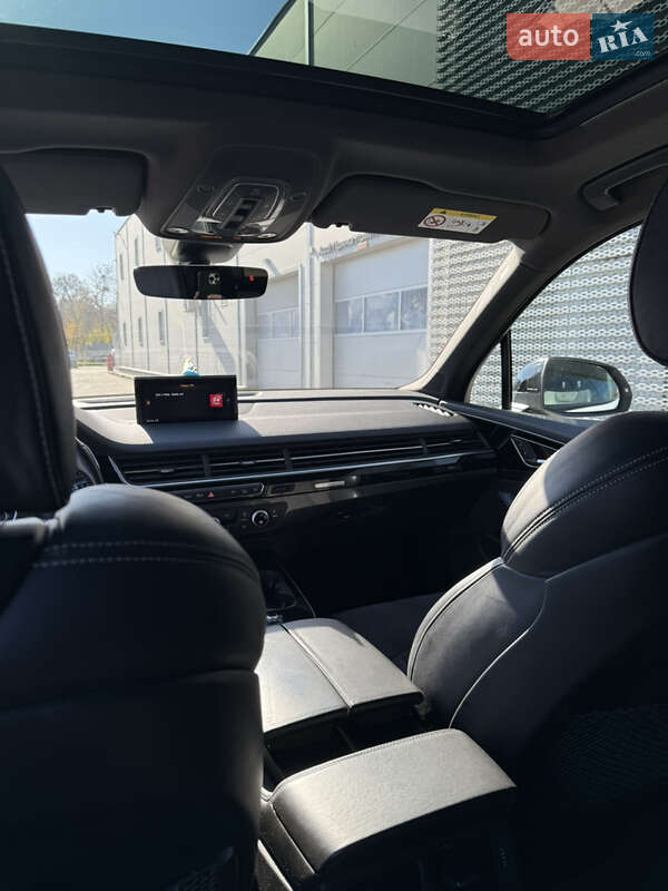 Позашляховик / Кросовер Audi Q7 2017 в Львові фото 18 Позашляховик / Кросовер Audi Q7 2017 в Львові