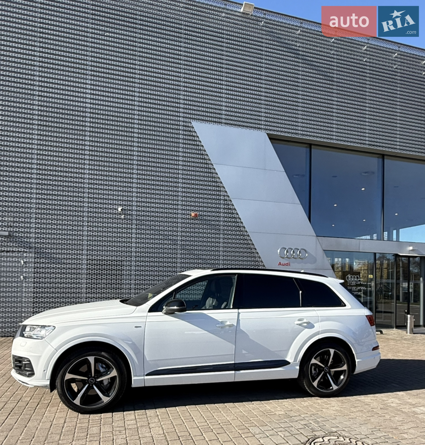 2017 Audi Q7 - мініатюра 8