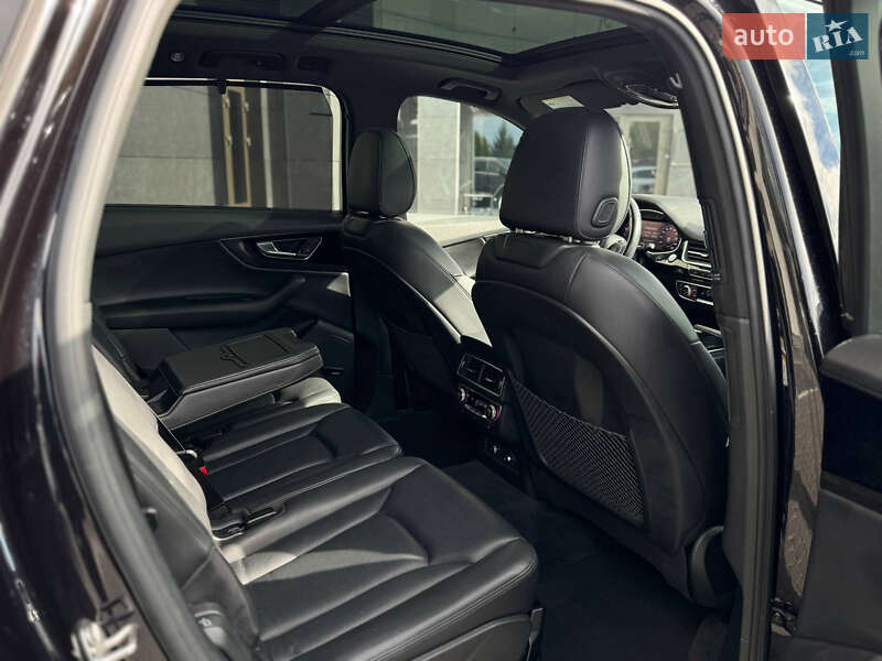 Внедорожник / Кроссовер Audi Q7 2018 в Хмельницком фото 20 Внедорожник / Кроссовер Audi Q7 2018 в Хмельницком