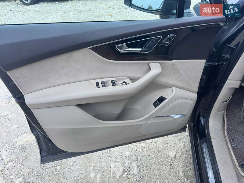 Внедорожник / Кроссовер Audi Q7 2016 в Львове фото 10 Внедорожник / Кроссовер Audi Q7 2016 в Львове