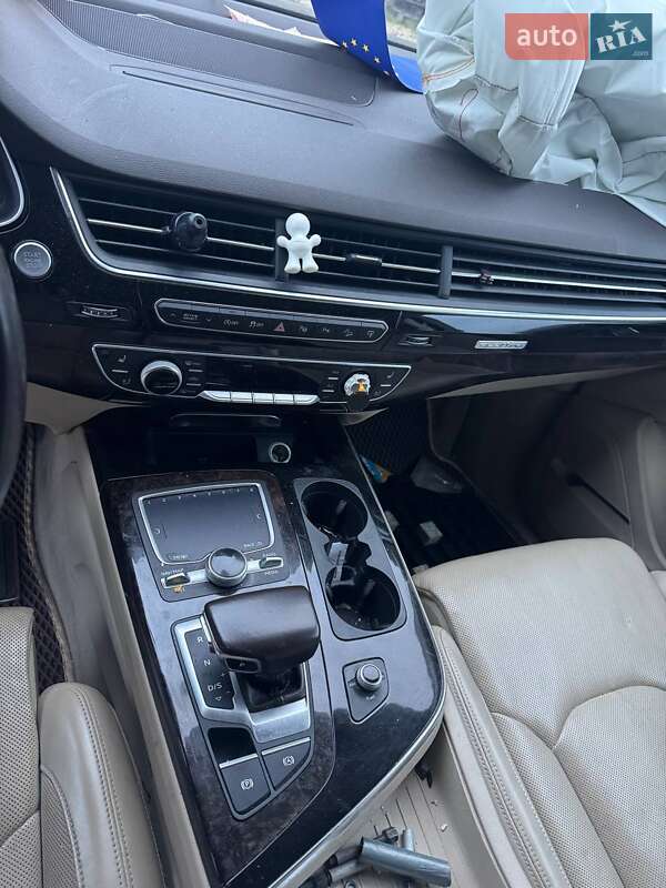 Внедорожник / Кроссовер Audi Q7 2016 в Львове фото 13 Внедорожник / Кроссовер Audi Q7 2016 в Львове