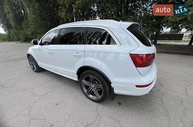 Внедорожник / Кроссовер Audi Q7 2013 в Полтаве