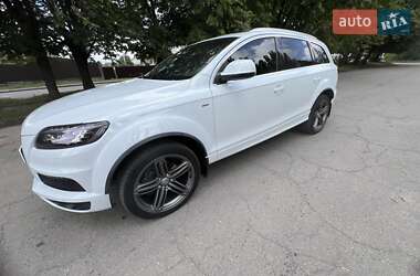 Внедорожник / Кроссовер Audi Q7 2013 в Полтаве