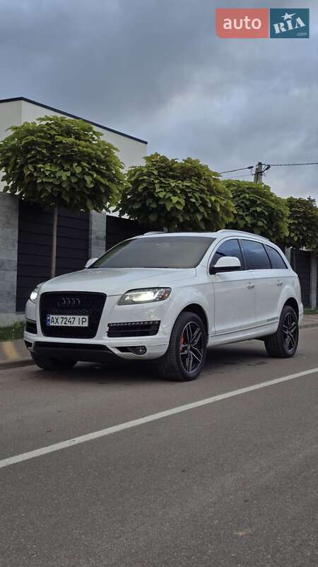 Внедорожник / Кроссовер Audi Q7 2013 в Киеве