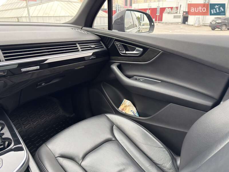 Внедорожник / Кроссовер Audi Q7 2016 в Киеве фото 58 Внедорожник / Кроссовер Audi Q7 2016 в Киеве