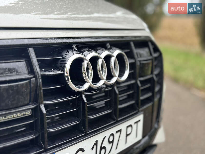 Внедорожник / Кроссовер Audi Q7 2022 в Киеве