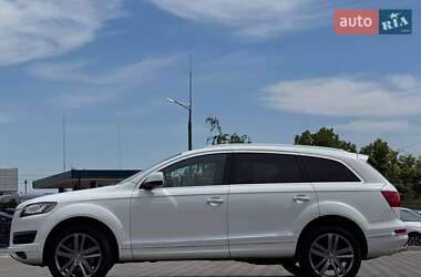 Позашляховик / Кросовер Audi Q7 2015 в  фото 8 Позашляховик / Кросовер Audi Q7 2015 в