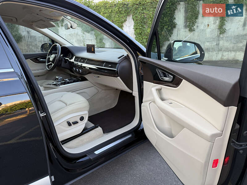 Позашляховик / Кросовер Audi Q7 2015 в Рівному фото 27 Позашляховик / Кросовер Audi Q7 2015 в Рівному