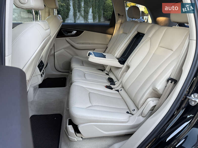 Позашляховик / Кросовер Audi Q7 2015 в Рівному фото 59 Позашляховик / Кросовер Audi Q7 2015 в Рівному