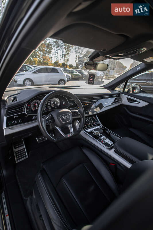 Позашляховик / Кросовер Audi Q7 2020 в Львові