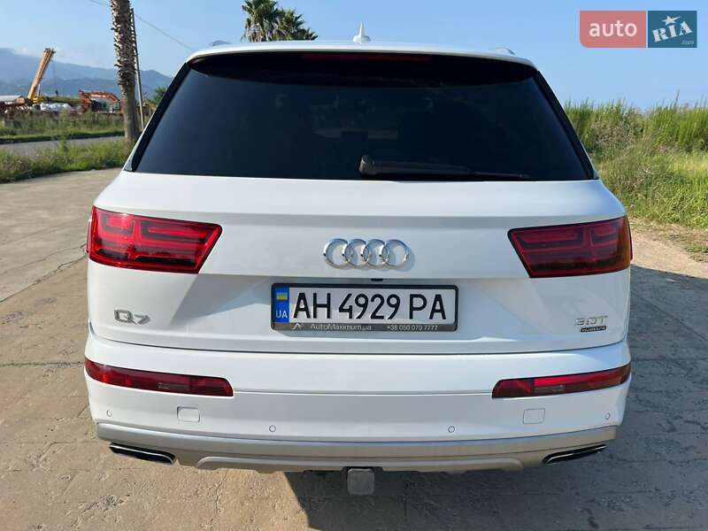Внедорожник / Кроссовер Audi Q7 2018 в Киеве