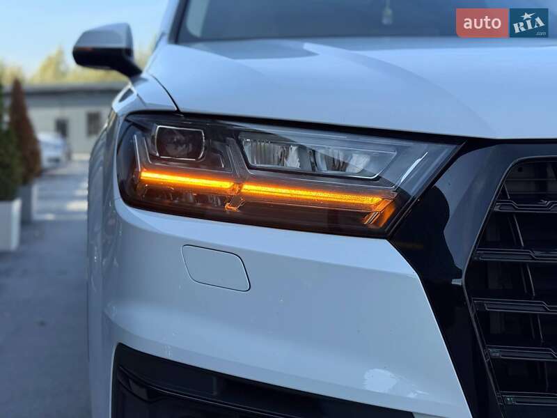 Позашляховик / Кросовер Audi Q7 2017 в Рівному фото 21 Позашляховик / Кросовер Audi Q7 2017 в Рівному