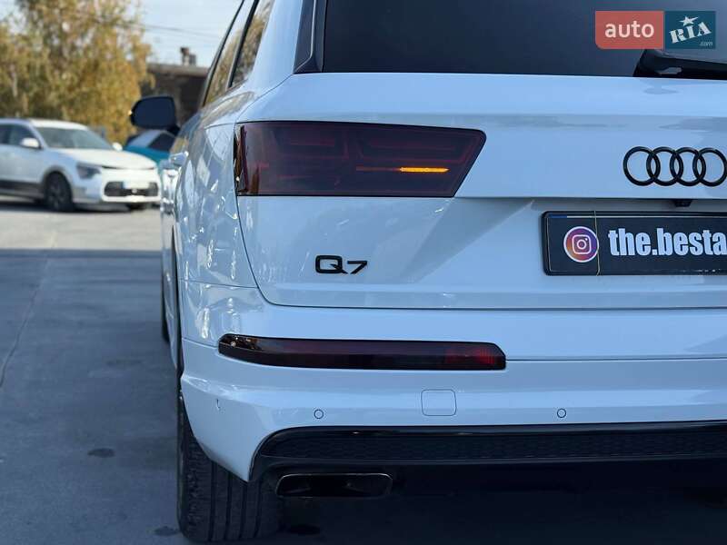 Позашляховик / Кросовер Audi Q7 2017 в Рівному фото 25 Позашляховик / Кросовер Audi Q7 2017 в Рівному