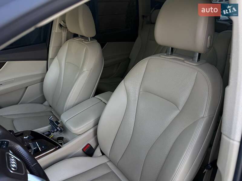 Позашляховик / Кросовер Audi Q7 2017 в Рівному фото 39 Позашляховик / Кросовер Audi Q7 2017 в Рівному