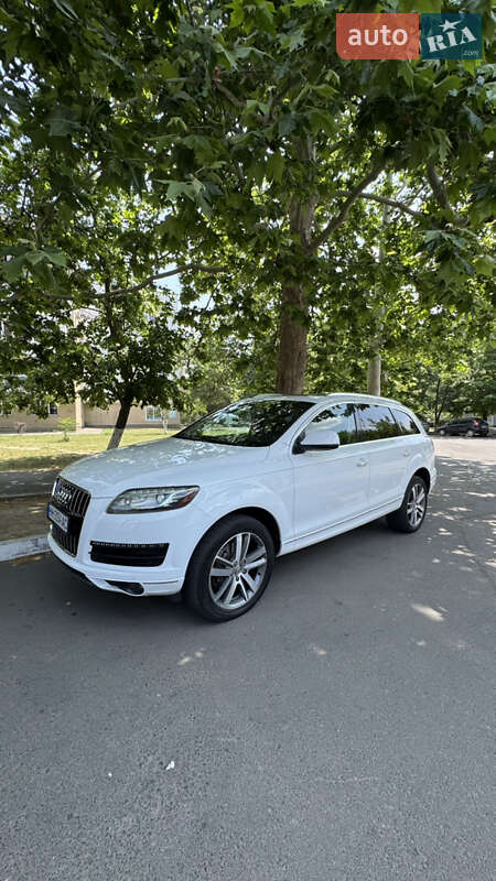 Позашляховик / Кросовер Audi Q7 2011 в Ізмаїлі